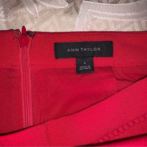 Ann Taylor Pencil Skirt - Picture 2 of 4